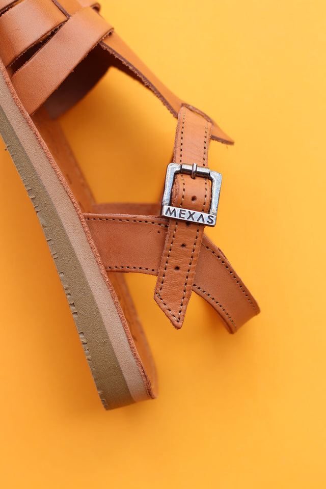 LA GLORIA CAMEL